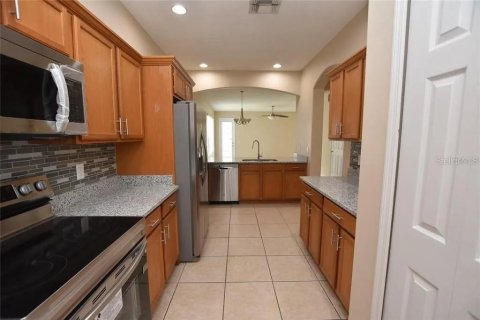 Casa en alquiler en Orlando, Florida, 4 dormitorios, 203.92 m2 № 1846330 - foto 7