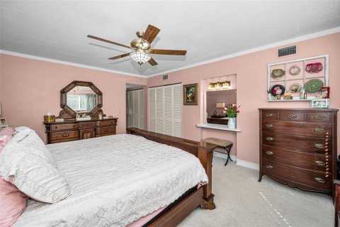 Condo in Clearwater, Florida, 2 bedrooms № 2196604 - photo 19