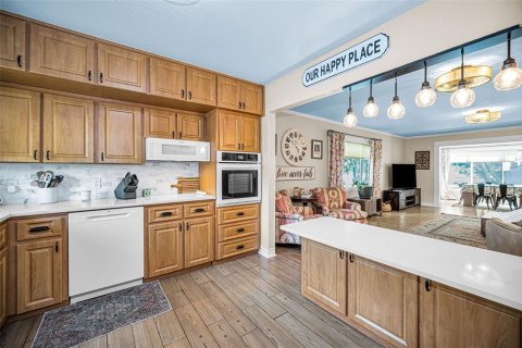 Condo in Clearwater, Florida, 2 bedrooms № 2196604 - photo 12
