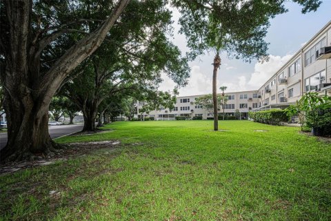 Condo in Clearwater, Florida, 2 bedrooms № 2196604 - photo 26
