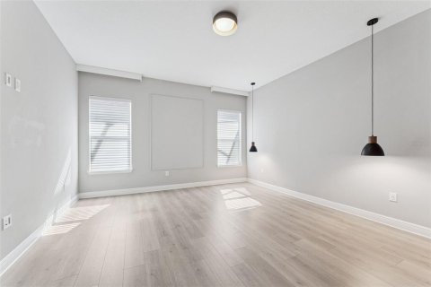 Villa ou maison à vendre à Orlando, Floride: 4 chambres, 272.02 m2 № 2395801 - photo 18