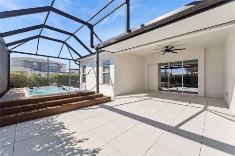 Villa ou maison à vendre à Orlando, Floride: 4 chambres, 272.02 m2 № 2395801 - photo 11