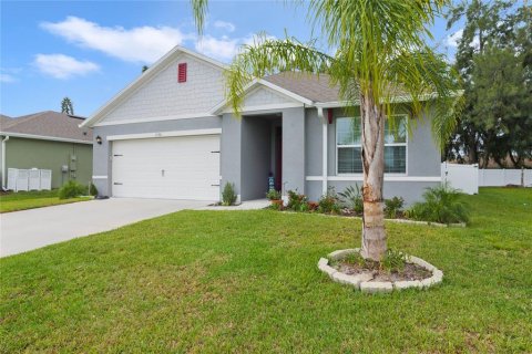 Casa en venta en Deltona, Florida, 3 dormitorios, 158.49 m2 № 1716679 - foto 3