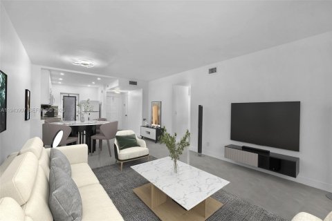 Condo in Hollywood, Florida, 2 bedrooms  № 2152809 - photo 9