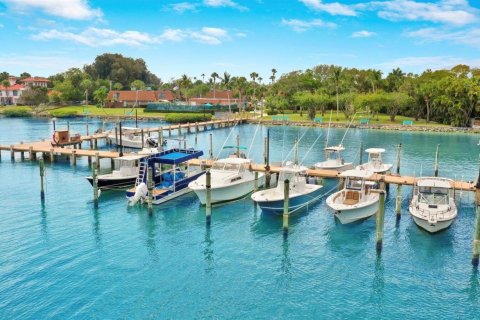 Townhouse in Jupiter, Florida 2 bedrooms, 136.57 sq.m. № 2376246 - photo 2