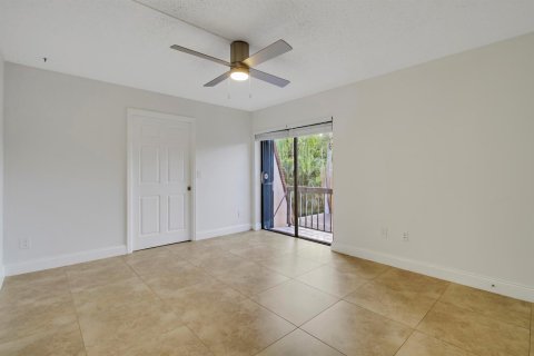 Townhouse in Jupiter, Florida 2 bedrooms, 136.57 sq.m. № 2376246 - photo 24