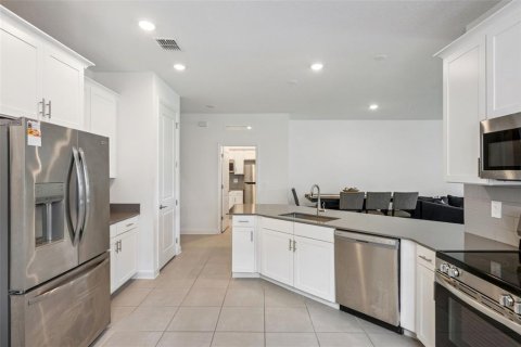 Casa en venta en Davenport, Florida, 4 dormitorios, 195.93 m2 № 2287961 - foto 15