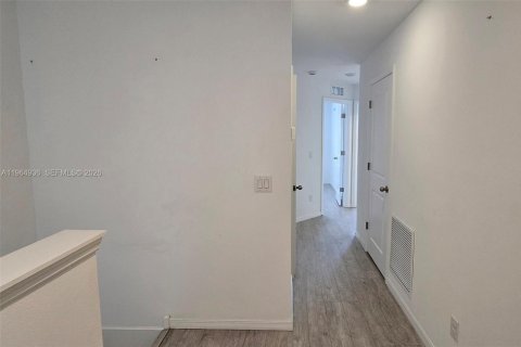 House in Davenport, Florida 3 bedrooms № 2033733 - photo 30