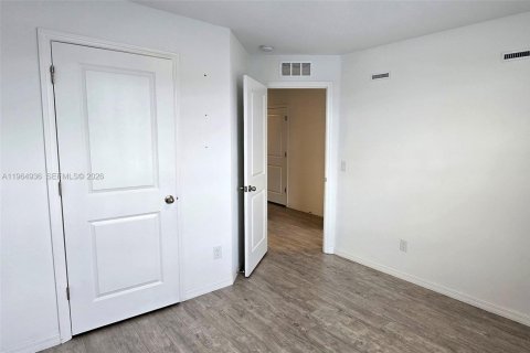 House in Davenport, Florida 3 bedrooms № 2033733 - photo 24