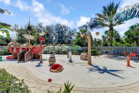 House in Davenport, Florida 3 bedrooms № 2033733 - photo 11