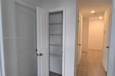 House in Davenport, Florida 3 bedrooms № 2033733 - photo 21