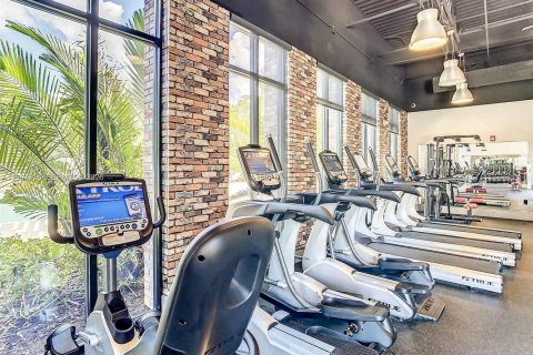 House in Davenport, Florida 3 bedrooms № 2033733 - photo 3