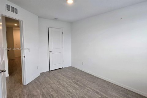 House in Davenport, Florida 3 bedrooms № 2033733 - photo 22