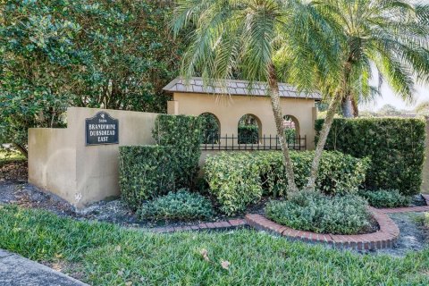 Townhouse in Orlando, Florida 2 bedrooms, 114.73 sq.m. № 2145452 - photo 2