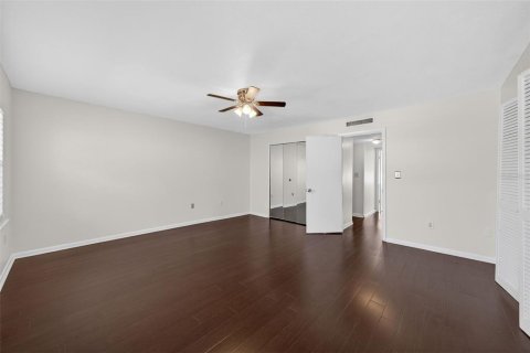 Townhouse in Orlando, Florida 2 bedrooms, 114.73 sq.m. № 2145452 - photo 14