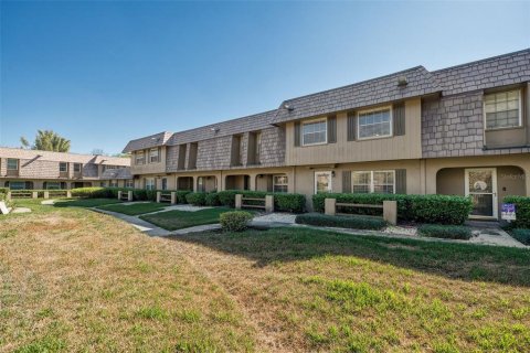 Townhouse in Orlando, Florida 2 bedrooms, 114.73 sq.m. № 2145452