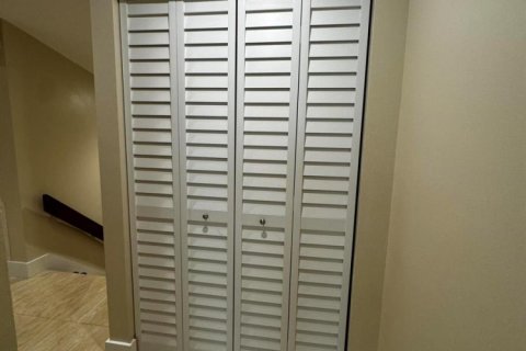 Copropriété à louer à Boca Raton, Floride: 2 chambres, 103.12 m2 № 2153909 - photo 6