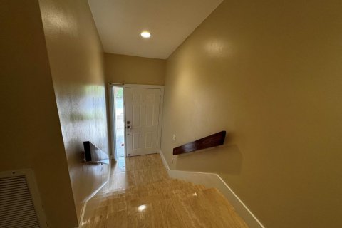 Copropriété à louer à Boca Raton, Floride: 2 chambres, 103.12 m2 № 2153909 - photo 5