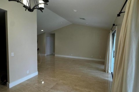 Copropriété à louer à Boca Raton, Floride: 2 chambres, 103.12 m2 № 2153909 - photo 14