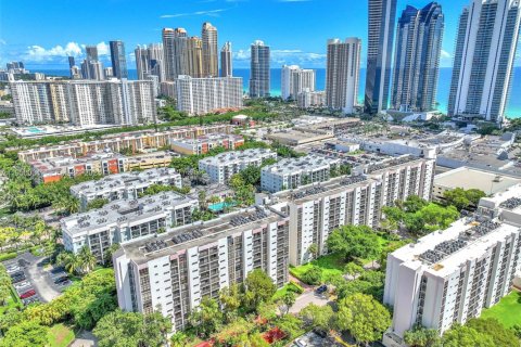 Copropriété à vendre à Sunny Isles Beach, Floride: 1 chambre, 71.26 m2 № 2006792 - photo 29