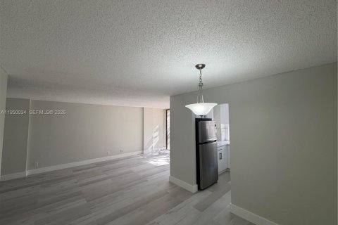 Copropriété à vendre à Sunny Isles Beach, Floride: 1 chambre, 71.26 m2 № 2006792 - photo 18