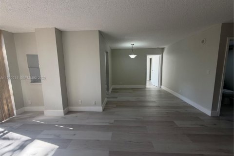 Copropriété à vendre à Sunny Isles Beach, Floride: 1 chambre, 71.26 m2 № 2006792 - photo 15