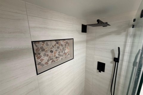 Copropriété à vendre à Sunny Isles Beach, Floride: 1 chambre, 71.26 m2 № 2006792 - photo 19