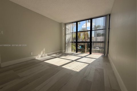 Copropriété à vendre à Sunny Isles Beach, Floride: 1 chambre, 71.26 m2 № 2006792 - photo 23