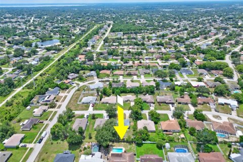 Villa ou maison à vendre à Deltona, Floride: 3 chambres, 133.78 m2 № 1870259 - photo 5