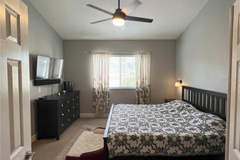 Adosado en alquiler en Saint Petersburg, Florida, 3 dormitorios, 213.68 m2 № 1822581 - foto 7