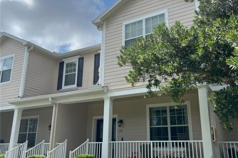 Adosado en alquiler en Saint Petersburg, Florida, 3 dormitorios, 213.68 m2 № 1822581 - foto 1