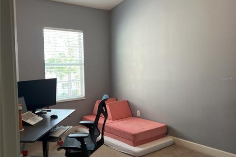 Adosado en alquiler en Saint Petersburg, Florida, 3 dormitorios, 213.68 m2 № 1822581 - foto 10