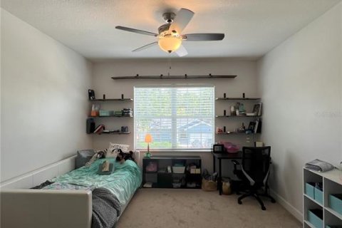 Adosado en alquiler en Saint Petersburg, Florida, 3 dormitorios, 213.68 m2 № 1822581 - foto 9