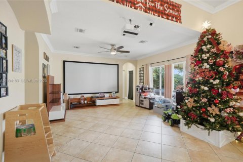 Villa ou maison à vendre à Homestead, Floride: 4 chambres, 259.38 m2 № 1992640 - photo 19