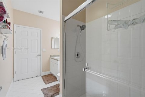 Villa ou maison à vendre à Homestead, Floride: 4 chambres, 259.38 m2 № 1992640 - photo 23