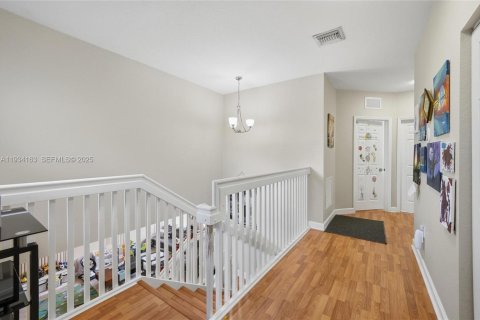 Villa ou maison à vendre à Homestead, Floride: 4 chambres, 259.38 m2 № 1992640 - photo 25