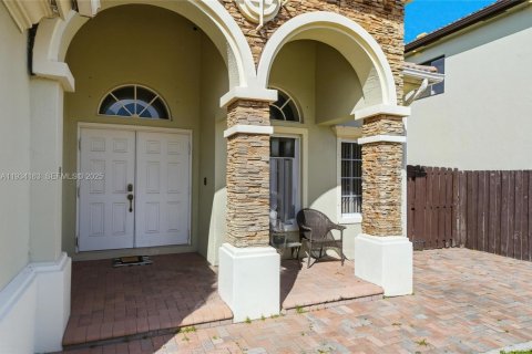 Villa ou maison à vendre à Homestead, Floride: 4 chambres, 259.38 m2 № 1992640 - photo 5
