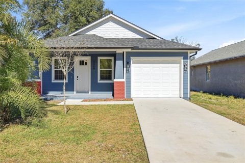Casa en Tampa, Florida 3 dormitorios, 144.46 m2 № 2098885