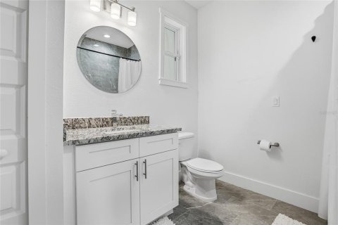 Casa en venta en Tampa, Florida, 3 dormitorios, 144.46 m2 № 2098885 - foto 19