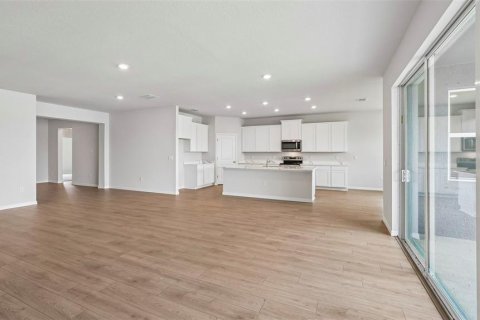 House in Parrish, Florida 4 bedrooms, 235.69 sq.m. № 2208436 - photo 9