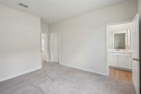 House in Parrish, Florida 4 bedrooms, 235.69 sq.m. № 2208436 - photo 25
