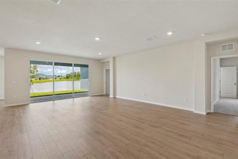 House in Parrish, Florida 4 bedrooms, 235.69 sq.m. № 2208436 - photo 11