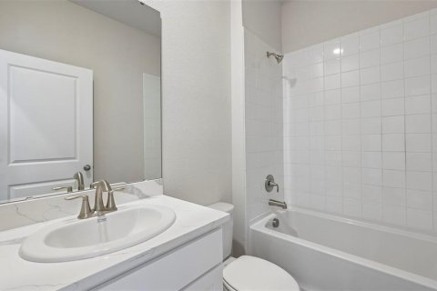 House in Parrish, Florida 4 bedrooms, 235.69 sq.m. № 2208436 - photo 23