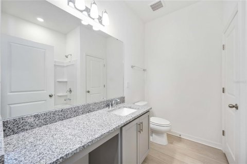 House in Parrish, Florida 4 bedrooms, 158.58 sq.m. № 1547218 - photo 9