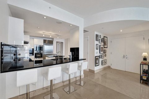 Copropriété à louer à Sunny Isles Beach, Floride: 6 chambres, 438.5 m2 № 1748981 - photo 13