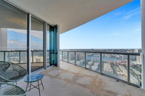 Copropriété à louer à Sunny Isles Beach, Floride: 6 chambres, 438.5 m2 № 1748981 - photo 26