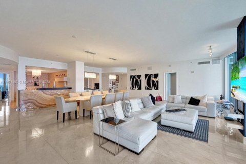 Copropriété à louer à Sunny Isles Beach, Floride: 6 chambres, 438.5 m2 № 1748981 - photo 3