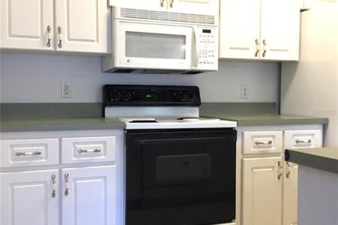 Copropriété à louer à Winter Haven, Floride: 2 chambres, 94.48 m2 № 2122602 - photo 4