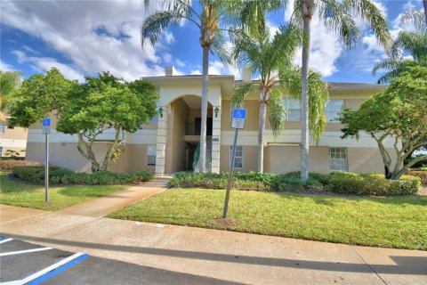 Condo à Winter Haven, Floride, 2 chambres № 2122602