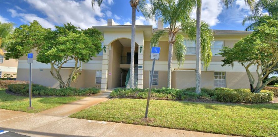 Condo à Winter Haven, Floride, 2 chambres  № 2122602